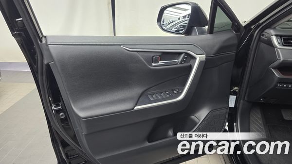 Toyota RAV4 2023, фото 14