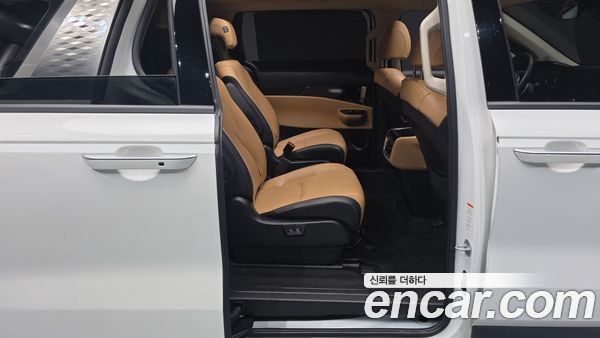 Kia Carnival 2022, фото 12