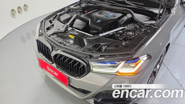 BMW 5 Series 2022, фото 6