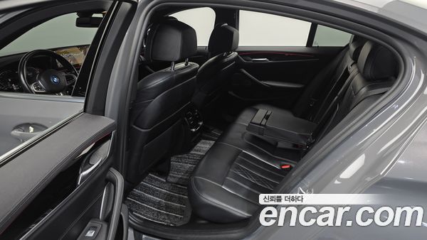 BMW 5 Series 2022, фото 18