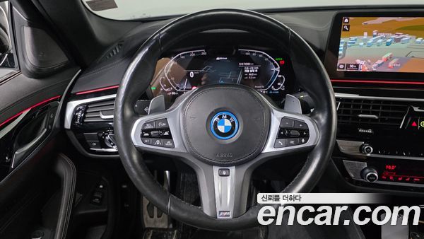 BMW 5 Series 2022, фото 20