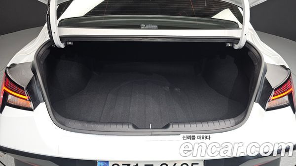 Hyundai Elantra 2025, фото 26