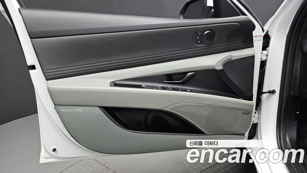Hyundai Elantra 2025, фото 14