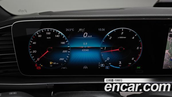 Mercedes-Benz GLE 2021, фото 11