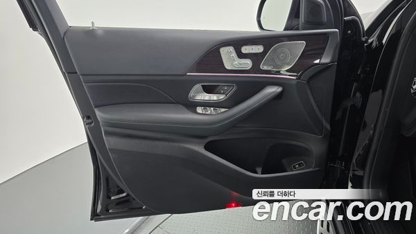 Mercedes-Benz GLE 2021, фото 14