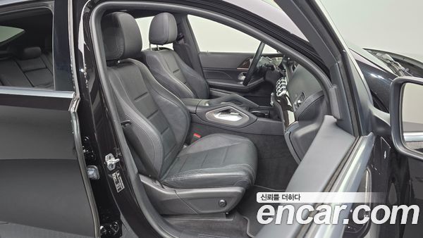 Mercedes-Benz GLE 2021, фото 16