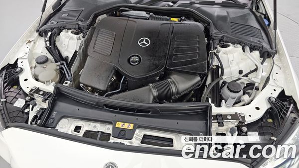 Mercedes-Benz C-Class 2023, фото 6