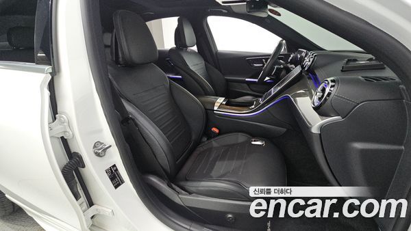 Mercedes-Benz C-Class 2023, фото 16