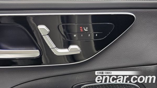 Mercedes-Benz C-Class 2023, фото 30