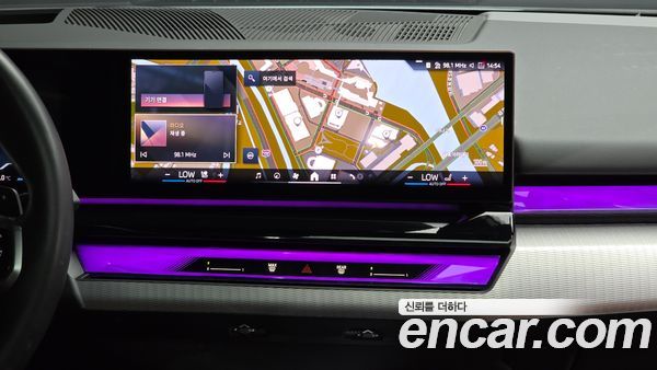 BMW 5 Series 2024, фото 20