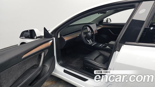 Tesla Model 3 2022, фото 12