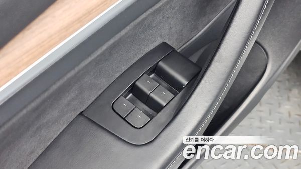 Tesla Model 3 2022, фото 29