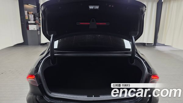 Hyundai Grandeur 2022, фото 25