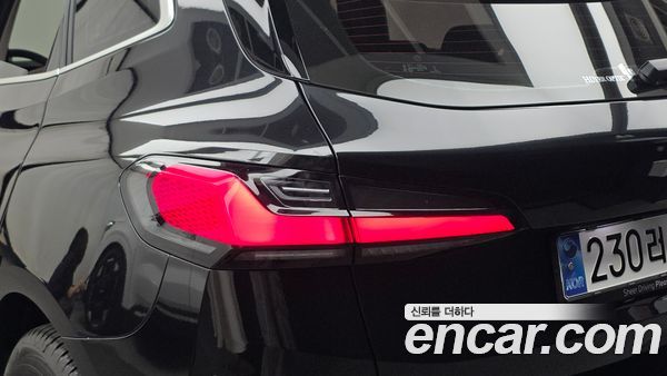 BMW 2 Series 2024, фото 9