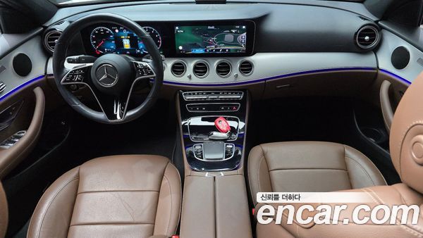 Mercedes-Benz E-Class 2021, фото 10