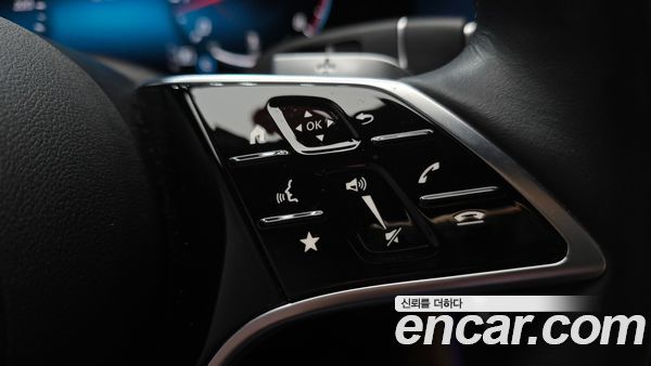 Mercedes-Benz E-Class 2021, фото 31