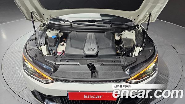 Kia EV6 2022, фото 6
