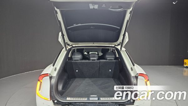 Kia EV6 2022, фото 26