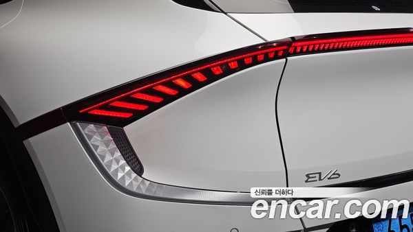 Kia EV6 2022, фото 9