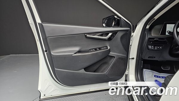 Kia EV6 2022, фото 14