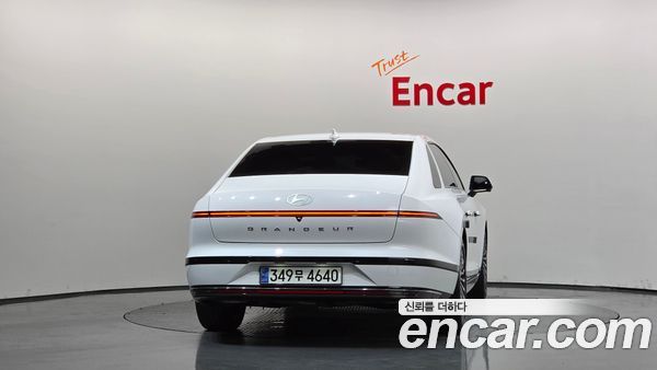 Hyundai Grandeur 2023, фото 4
