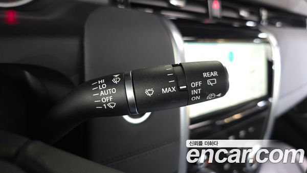 Land Rover Discovery Sport 2023, фото 30