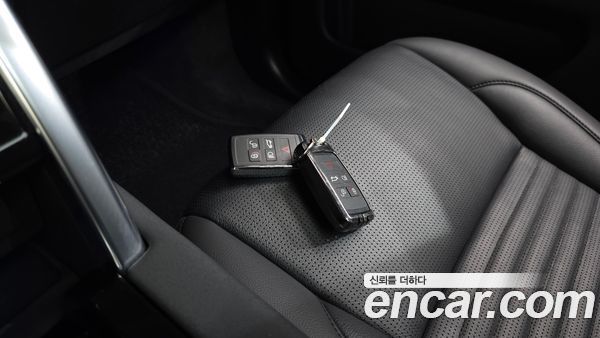 Land Rover Discovery Sport 2023, фото 34