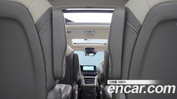 Kia Carnival 2023, фото 31