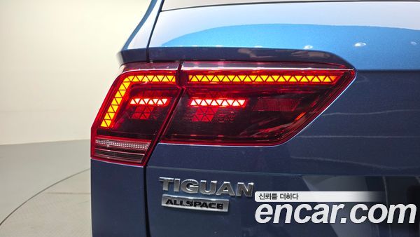 Volkswagen Tiguan 2020, фото 9
