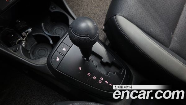 Kia Picanto 2023, фото 9