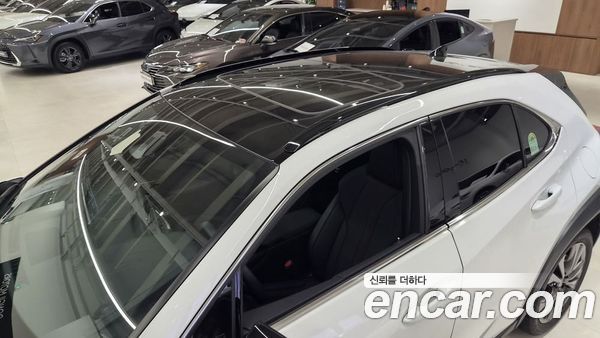 Lexus UX 2026, фото 18