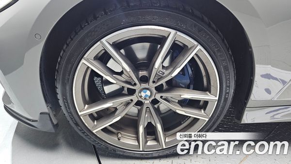 BMW 3 Series 2021, фото 5