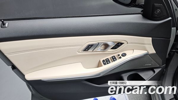 BMW 3 Series 2021, фото 14