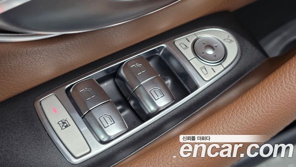Mercedes-Benz E-Class 2021, фото 21