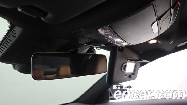 Mercedes-Benz E-Class 2021, фото 26