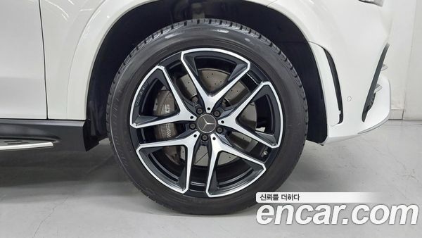 Mercedes-Benz GLE 2022, фото 5