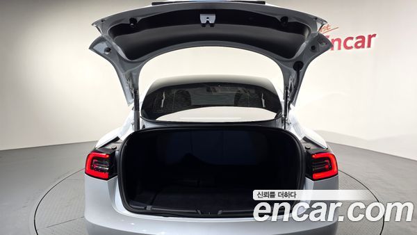 Tesla Model 3 2021, фото 18