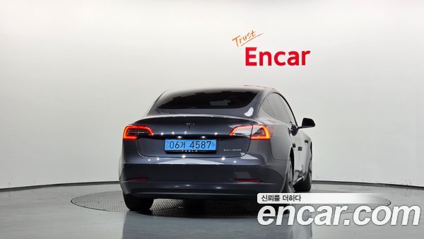 Tesla Model 3 2022, фото 4