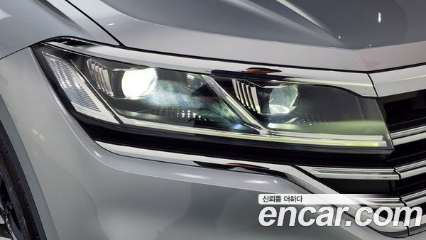 Volkswagen Touareg 2021, фото 8