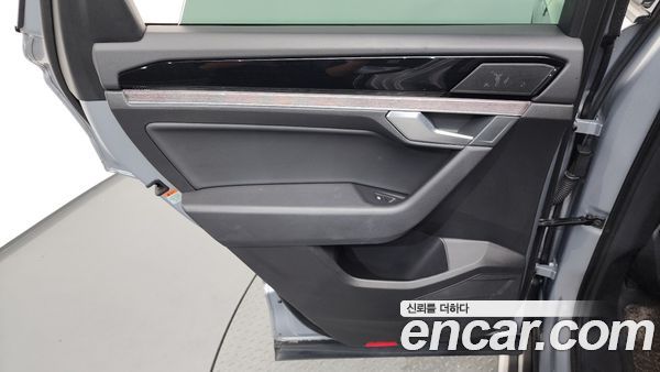 Volkswagen Touareg 2021, фото 15