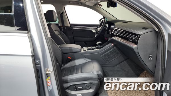 Volkswagen Touareg 2021, фото 16
