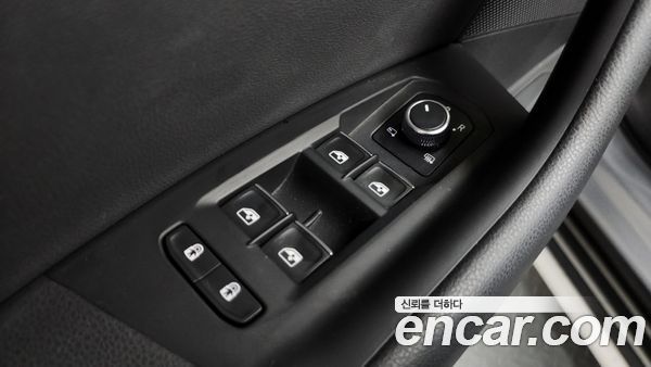 Volkswagen Touareg 2021, фото 30