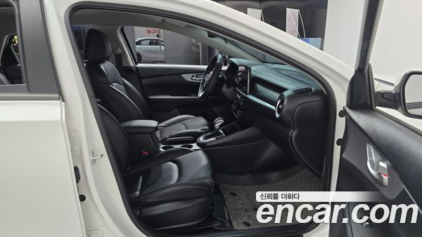 Kia K3 2022, фото 16