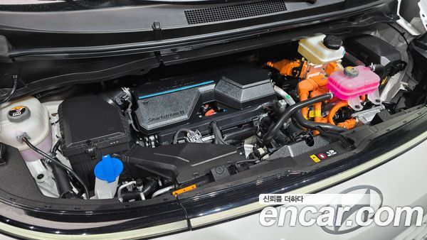 Hyundai Staria 2025, фото 6