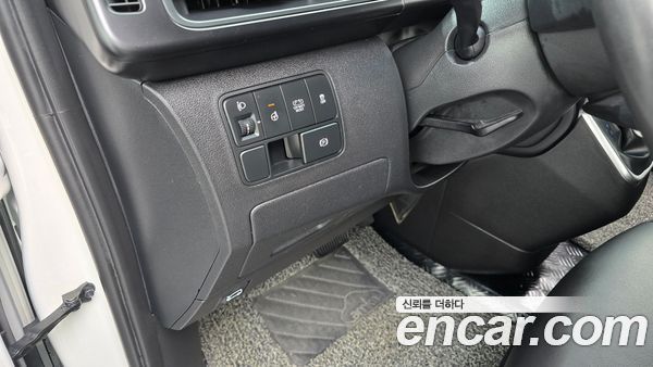 Hyundai Staria 2025, фото 18