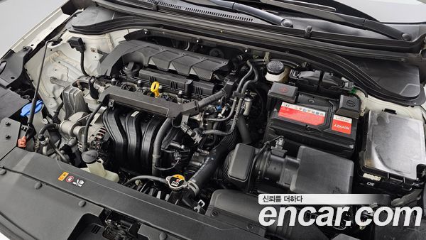 Hyundai Elantra 2020, фото 6