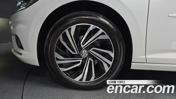 Volkswagen Jetta 2021, фото 5