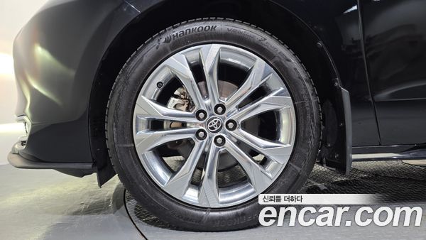 Toyota Sienna 2023, фото 5