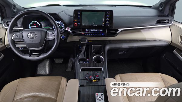 Toyota Sienna 2023, фото 10
