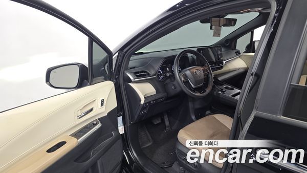 Toyota Sienna 2023, фото 13